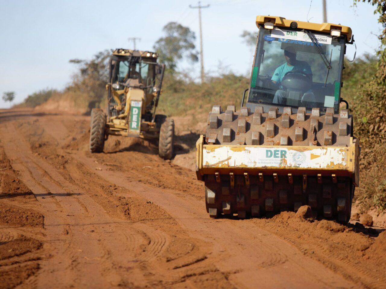 RO-370 recebe manutenção e melhorias em trecho de 43 quilômetros na Zona da Mata RO-370 recebe manutenção e melhorias em trecho de 43 quilômetros na Zona da Mata
