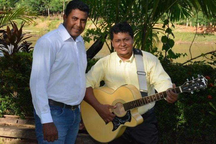 Morre o cantor gospel Ézion Andrade, da dupla “Os Amigos de Jesus” em Jaru, RO Morre o cantor gospel Ézion Andrade, da dupla “Os Amigos de Jesus” em Jaru, RO