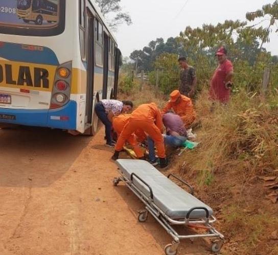 Jovem de 21 anos morre em trágico acidente na zona rural de São Miguel do Guaporé Jovem de 21 anos morre em trágico acidente na zona rural de São Miguel do Guaporé