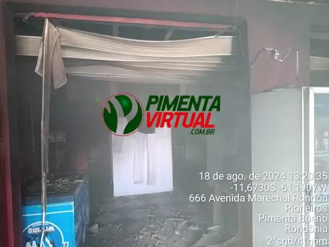 Incêndio devasta lanchonete em Pimenta Bueno: amigos se mobilizam para ajudar proprietário Incêndio devasta lanchonete em Pimenta Bueno: amigos se mobilizam para ajudar proprietário