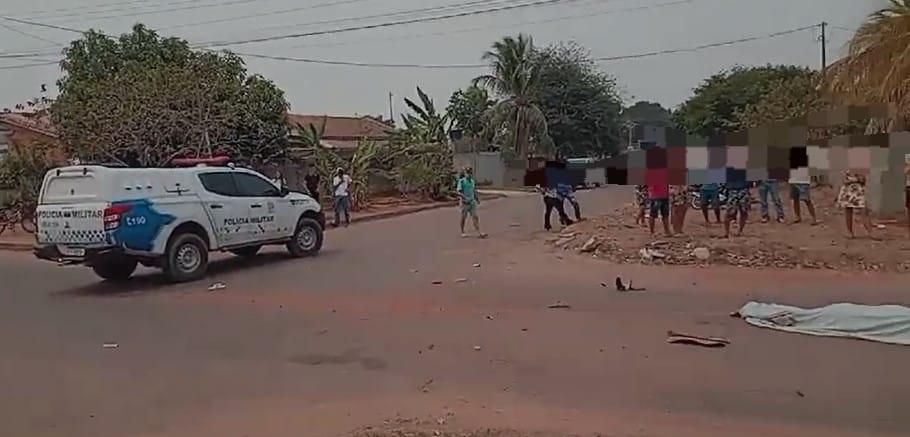Acidente entre caminhão e moto deixa uma vítima fatal em Seringueiras Acidente entre caminhão e moto deixa uma vítima fatal em Seringueiras
