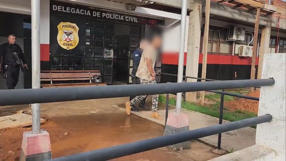 Foragido da Justiça em Rolim de Moura, é preso em bar de Cacoal Foragido da Justiça em Rolim de Moura, é preso em bar de Cacoal