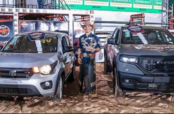 Cerejeirense brilha em rodeio e ganha dois carros em SP Cerejeirense brilha em rodeio e ganha dois carros em SP