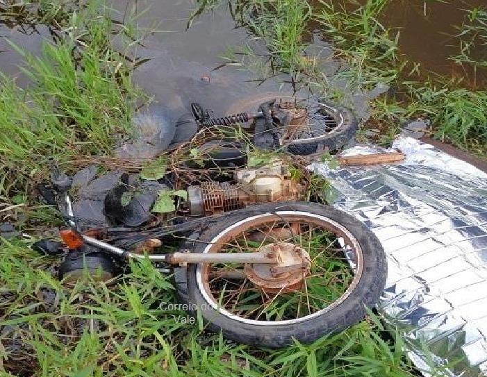 ovem de 24 anos morre ao cair com motocicleta em ponte na zona rural de São Miguel do Guaporé
