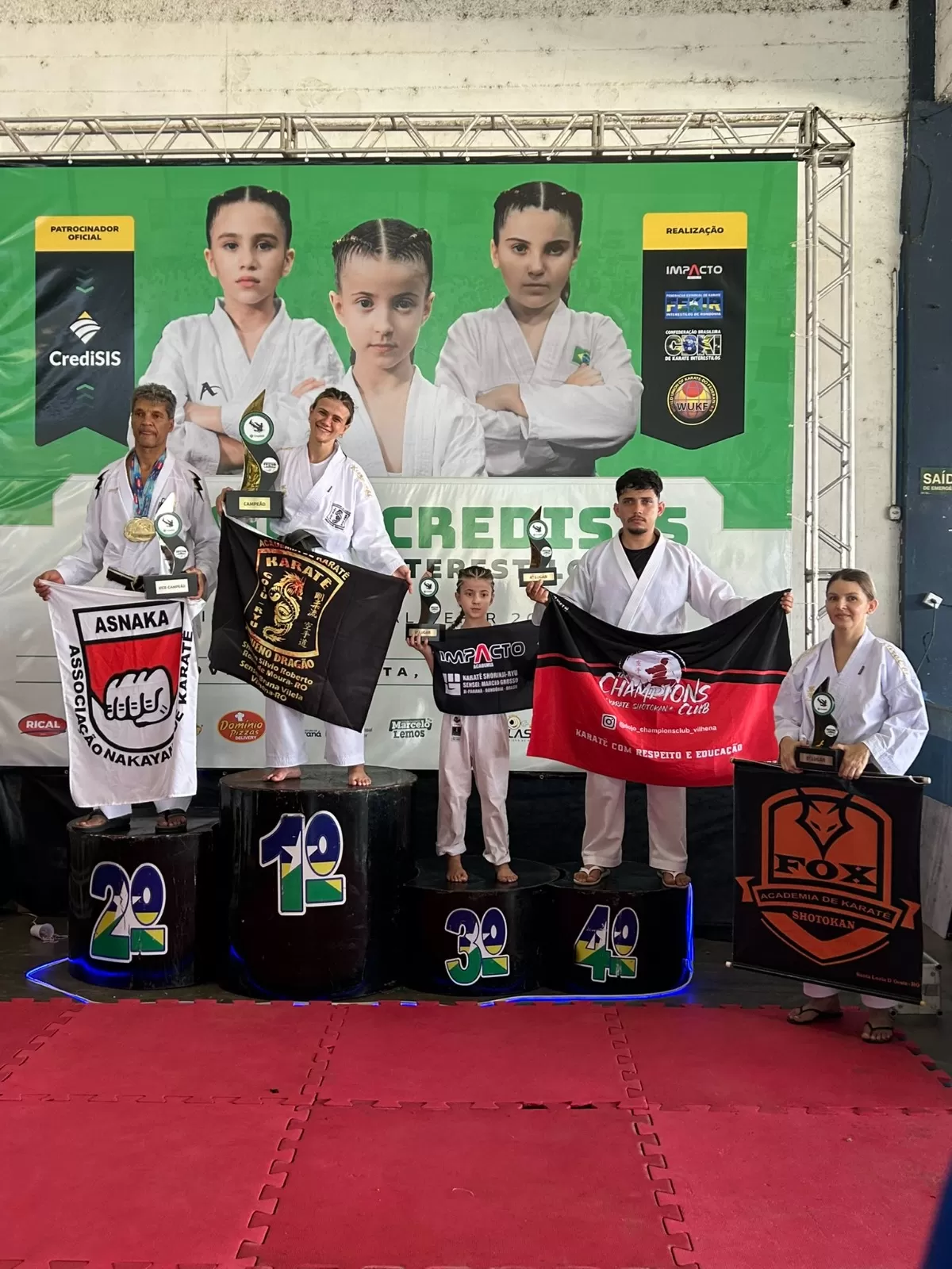 Academia Pequeno Dragão lidera a 1ª fase do campeonato estadual de karatê da FEKIR em Ji-Paraná
