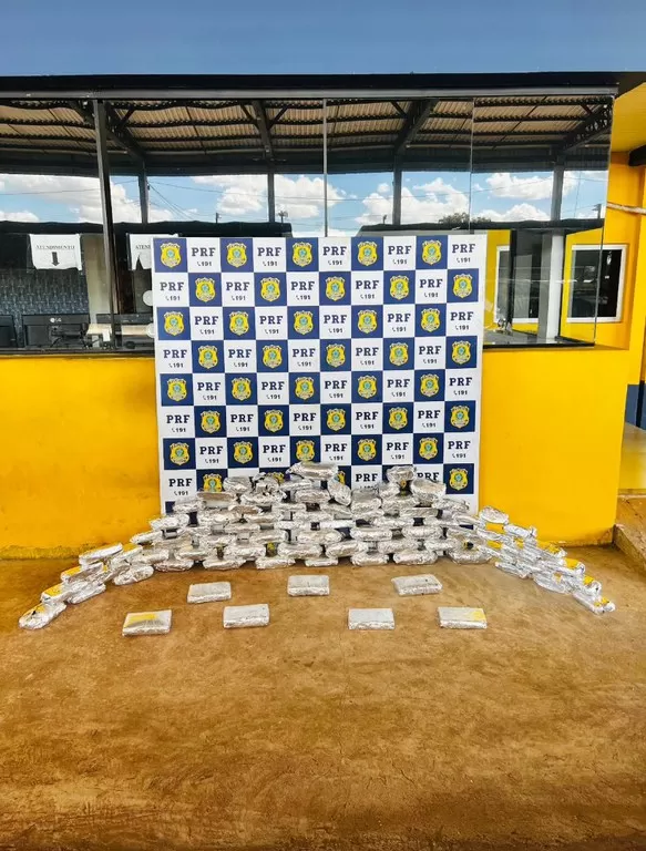 Em Rondônia, PRF realiza apreensões de drogas no final de semana Em Rondônia, PRF realiza apreensões de drogas no final de semana