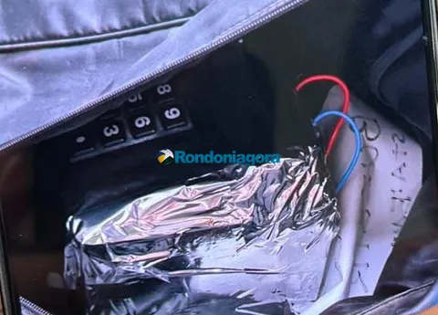 Suspeita de bomba paralisa operações no aeroporto de Porto Velho Suspeita de bomba paralisa operações no aeroporto de Porto Velho