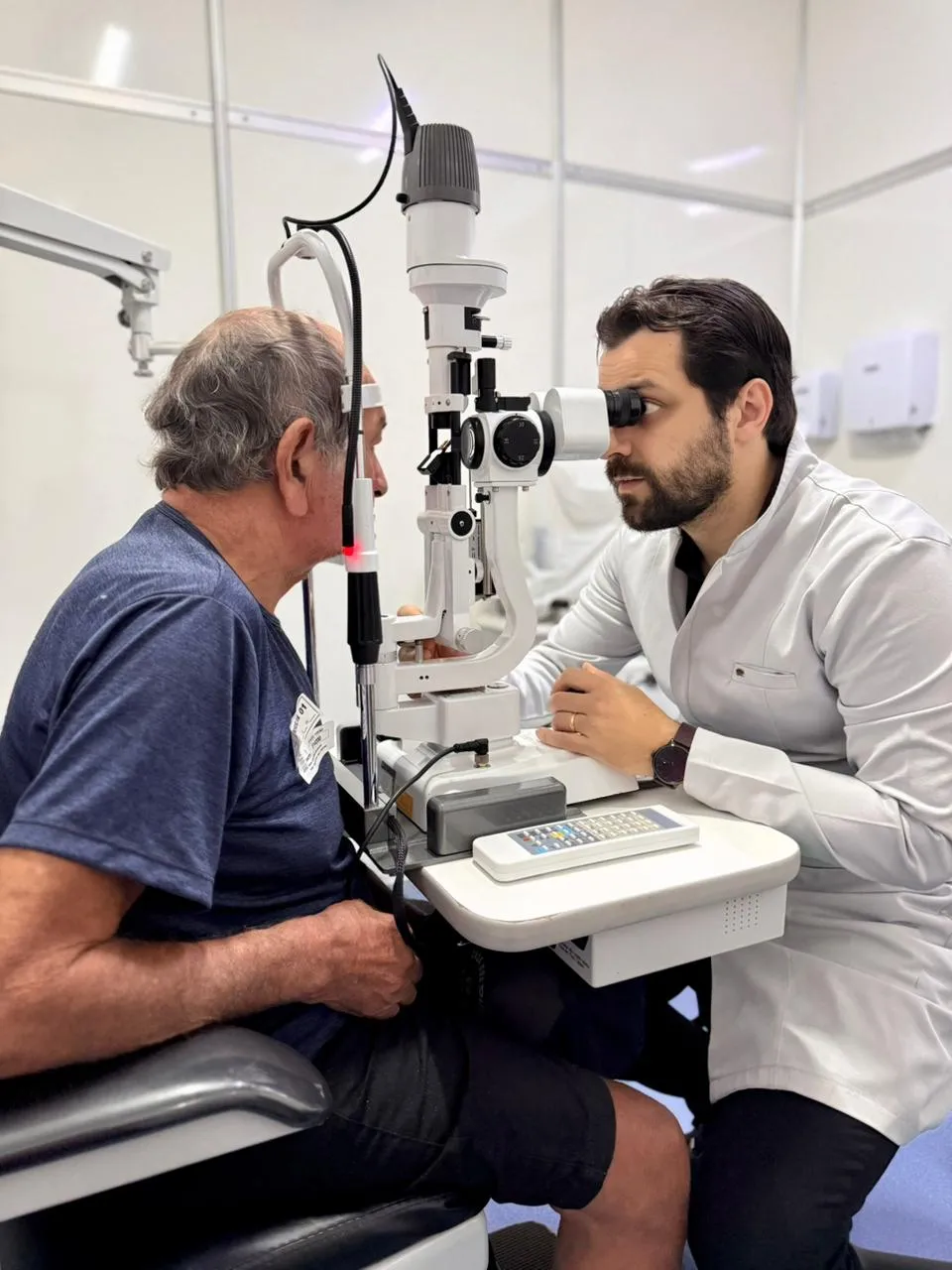 Iniciativa da deputada Sílvia Cristina, projeto Olhar de Amor registra 4.300 cirurgias de catarata Iniciativa da deputada Sílvia Cristina, projeto Olhar de Amor registra 4.300 cirurgias de catarata