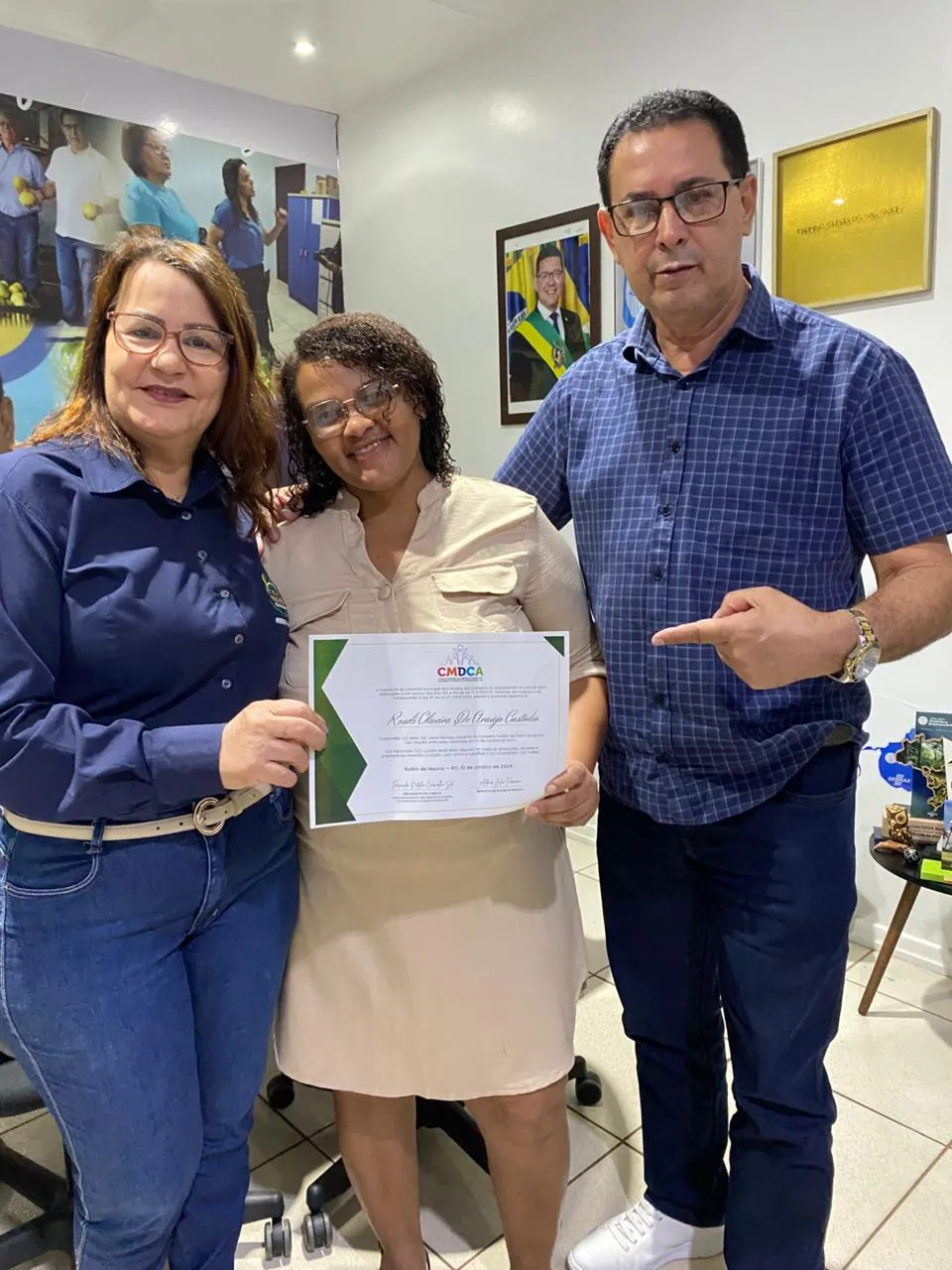 CMDCA dá posse à nova conselheira tutelar titular em Rolim de Moura CMDCA dá posse à nova conselheira tutelar titular em Rolim de Moura
