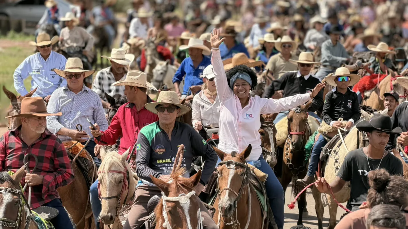 Nome de Sílvia Cristina ao Senado ganha força e ela intensifica pré-campanha nos municípios Nome de Sílvia Cristina ao Senado ganha força e ela intensifica pré-campanha nos municípios