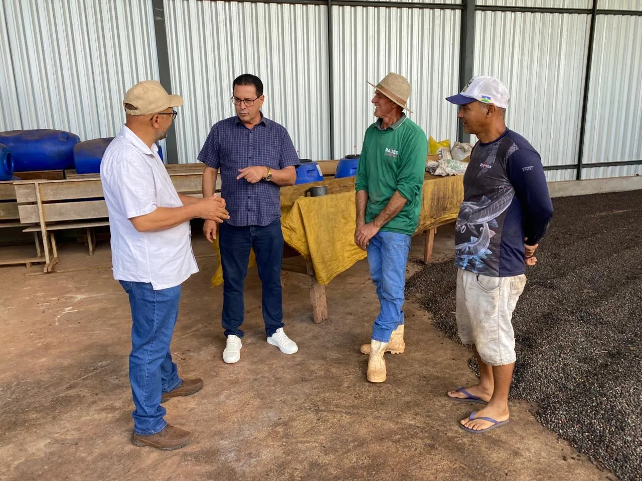 Prefeito Aldo Júlio visita propriedade de produtores do Café Fuzinato, campeão do Concafé 2025 Prefeito Aldo Júlio visita propriedade de produtores do Café Fuzinato, campeão do Concafé 2025
