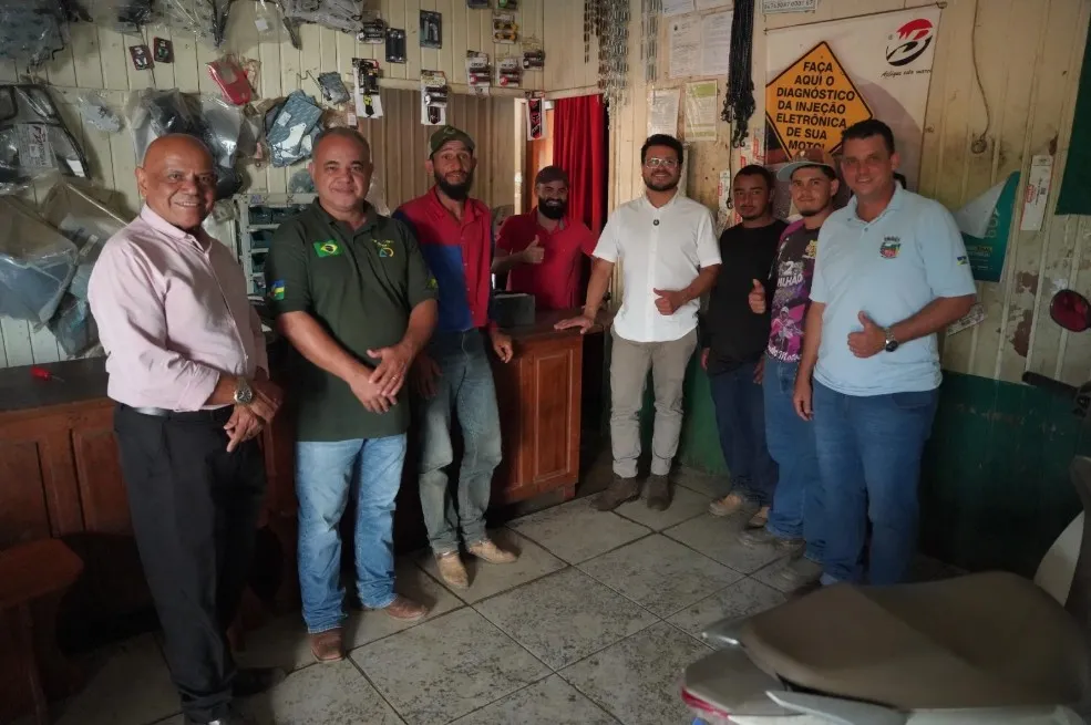 Marcelo Cruz e Pastor Evanildo acompanham ações na agricultura, esporte e empreendedorismo em Campo Novo, Ariquemes e Ji-Paraná Marcelo Cruz e Pastor Evanildo acompanham ações na agricultura, esporte e empreendedorismo em Campo Novo, Ariquemes e Ji-Paraná